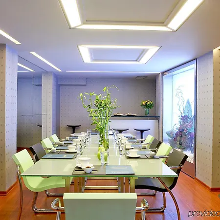 Hotell Periscope 4*