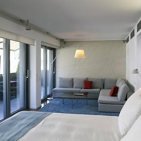 Hotell Periscope 4*